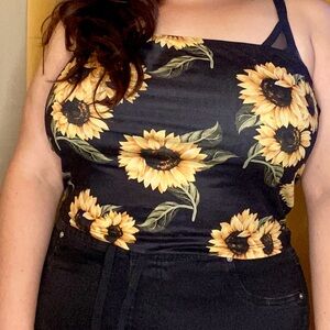 Shein Curve Sunflower Crop Top NWOT